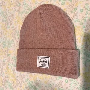 Herschel mauve beanie NWOT